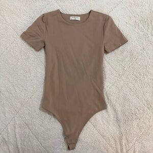 Babaton Tan Short Sleeve Bodysuit